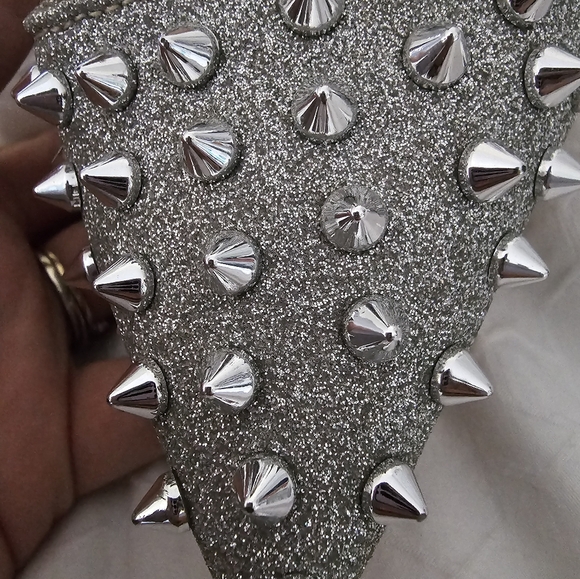 Studded sparkle heels 8.5 - Picture 4 of 4